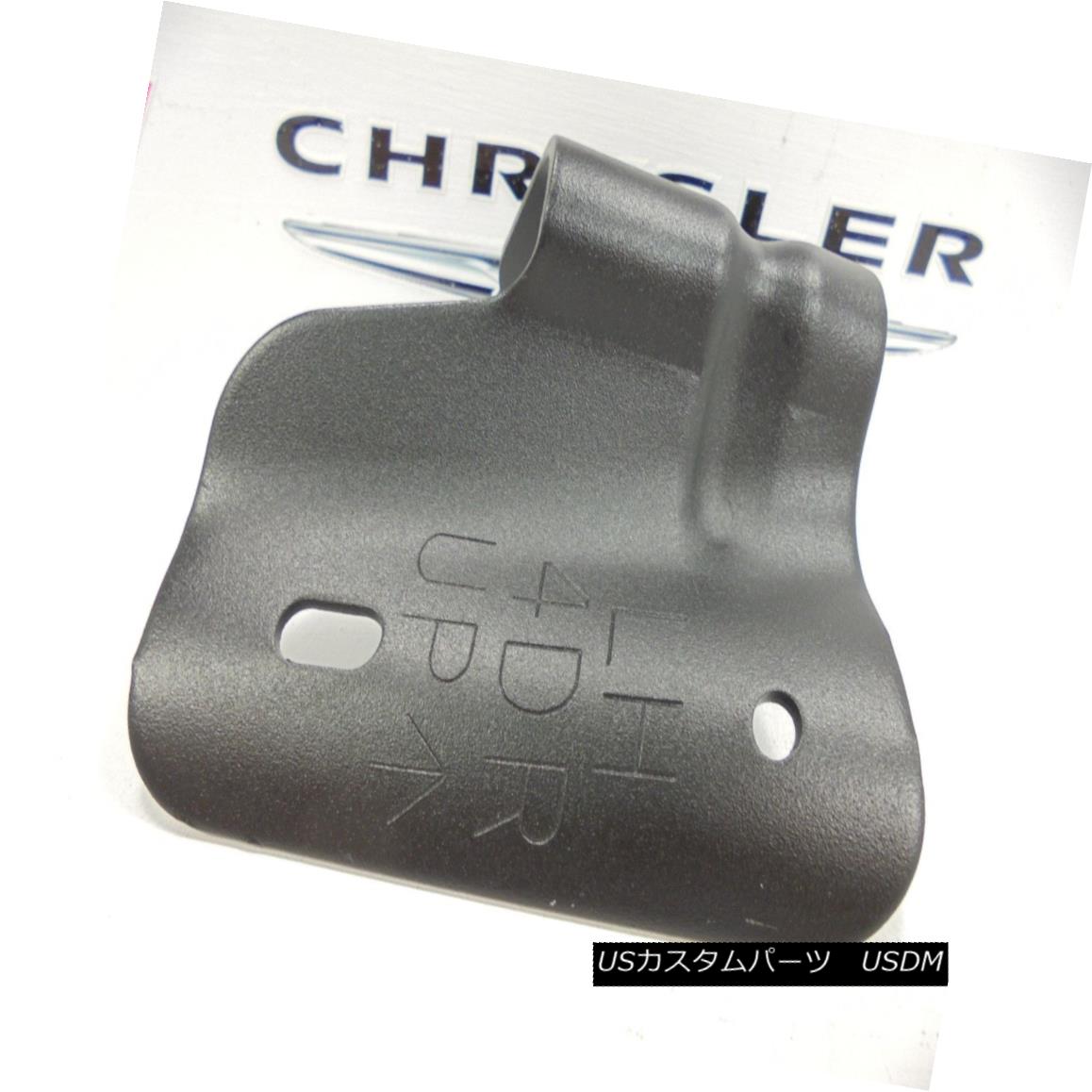 幌・ソフトトップ 07-15 Jeep Wrangler New Soft Top Bow Bracket Left Side 4 Door Mopar Oem 07-15ジープラングラー新しいソフトトップボウルブラケット左側4ドアMopar Oem 【並行輸入品】
