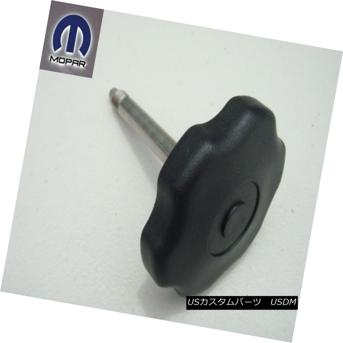 幌・ソフトトップ JEEP WRANGLER 2007 - 2013 SOFT TOP FRAMA MOUNTING KNOB SCREW 2 OR 4 DOORS JEEP WRANGLER 2007 - 2013 SOFT TOP FRAMA MOUNTINGノックスクリュー2または4ドア 【並行輸入品】