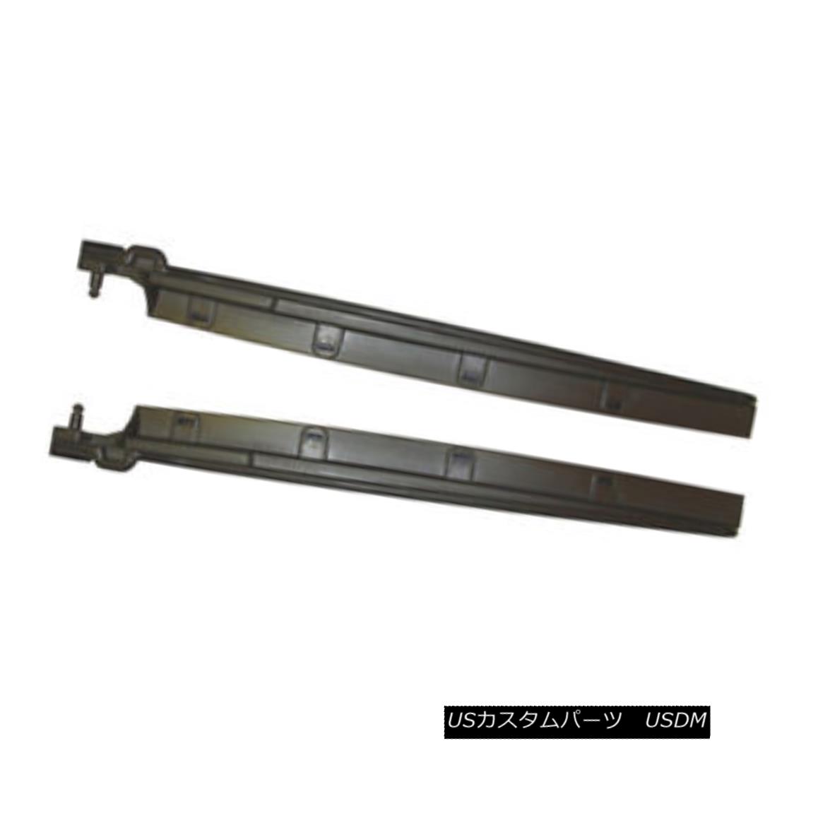 幌・ソフトトップ Rugged Ridge 12306.05 Soft Top Windshield Retainers 87-95 Jeep Wrangler Rugged Ridge 12306.05ソフトトップウィンドシールドリテーナー87-95ジープラングラー 【並行輸入品】