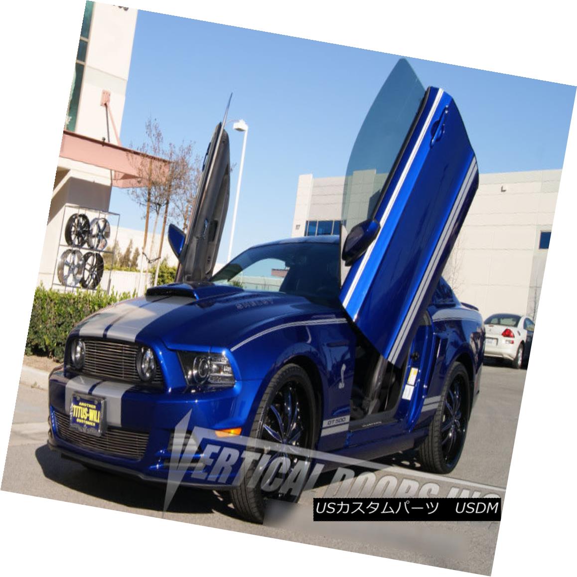 ガルウィングキット Vertical Doors Inc Bolt On Lambo Door Kits for Ford Mustang 2011-2014 フォードマスタング2011-2014のためのランボルギーナドアのボルトの垂直ドアIncのボルト 【並行輸入品】
