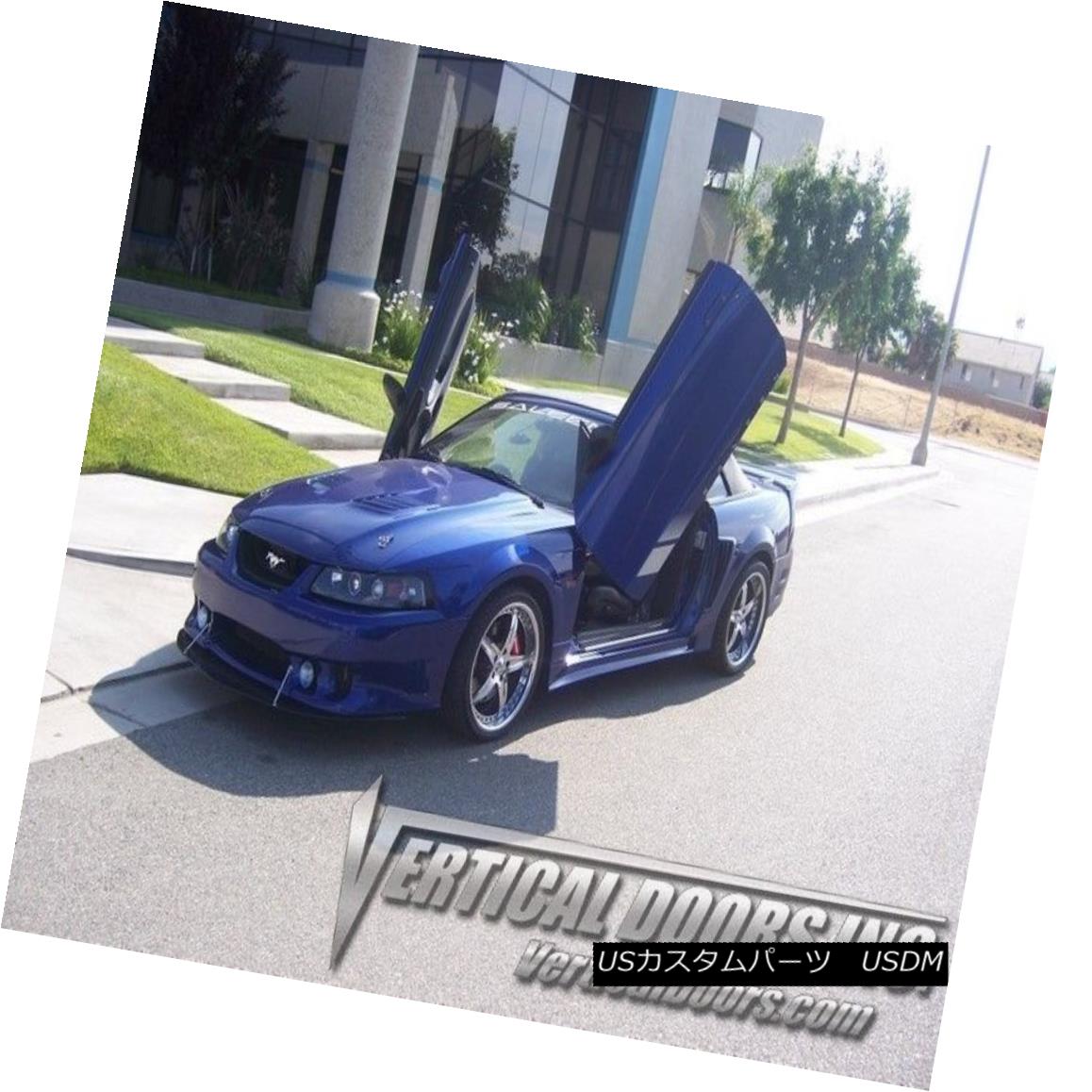 ガルウィングキット Ford Mustang 1999-2004 Vertical Doors - Lambo Door Conversion Kit フォードマスタング1999-2004垂直ドア - ランボドア変換キット 【並行輸入品】