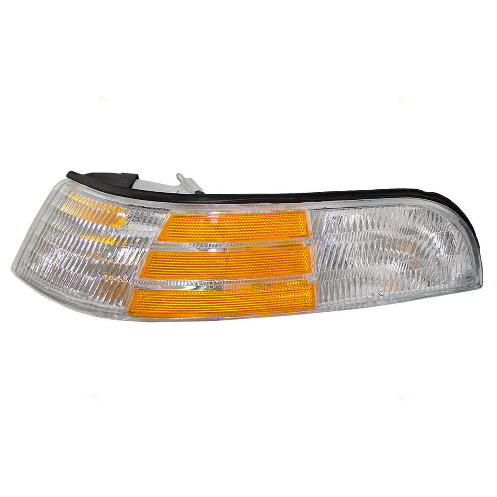 コーナーライト New Drivers Park Signal Marker Light Lamp DOT 92-97 Ford Crown Victoria 新しいドライバパーク信号マーカーライトランプDOT 92-97 Ford Crown Victoria 【並行輸入品】