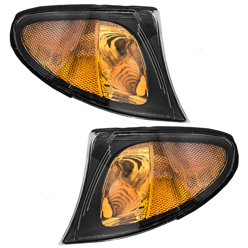 コーナーライト New Pair Set Signal Corner Marker Light w/ Black Trim DOT 02-05 BMW 3 Series 新しいペアセットシグナルコーナーマーカーライト付きブラックトリムDOT 02-05 BMW 3シリーズ 【並行輸入品】