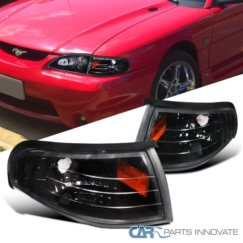 コーナーライト Ford 94-98 Mustang Corner Parking Lights Turning Signal Lamps Black+Amber Pair フォード94-98マグナスコーナーパーキングライトターンシグナルランプブラック+アンバーペア 【並行輸入品】