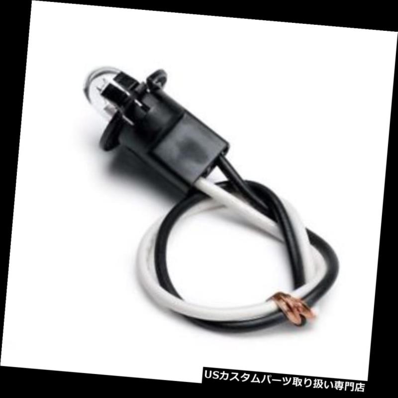 USタコメーター スチール自動メーターゲージ用自動メーター3211電球とソケットキット Auto Meter 3211 Light Bulb and Socket Kit for Steel Auto Meter Gauges 【並行輸入品】 23,485円