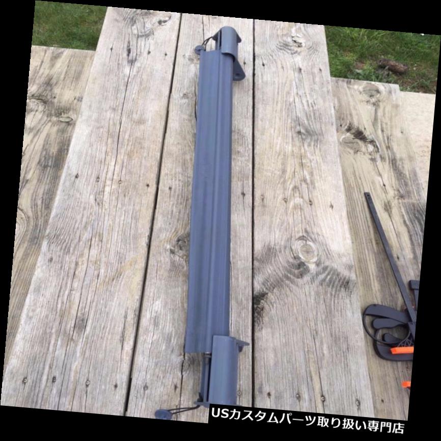 リアーカーゴカバー 1999年フォードリアカーゴカバー 1999 Ford Rear Cargo Cover 【並行輸入品】