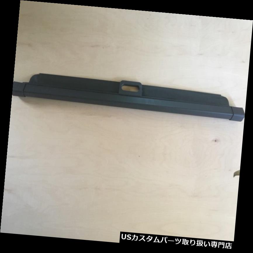 リアーカーゴカバー OEM 05フォードエスケープ格納式カーゴカバーダークフリントU204 5L847845440AA3 2N5 OEM 05 Ford Escape Retractable Cargo Cover Dark Flint U204 5L847845440AA32N5 【並行輸入品】