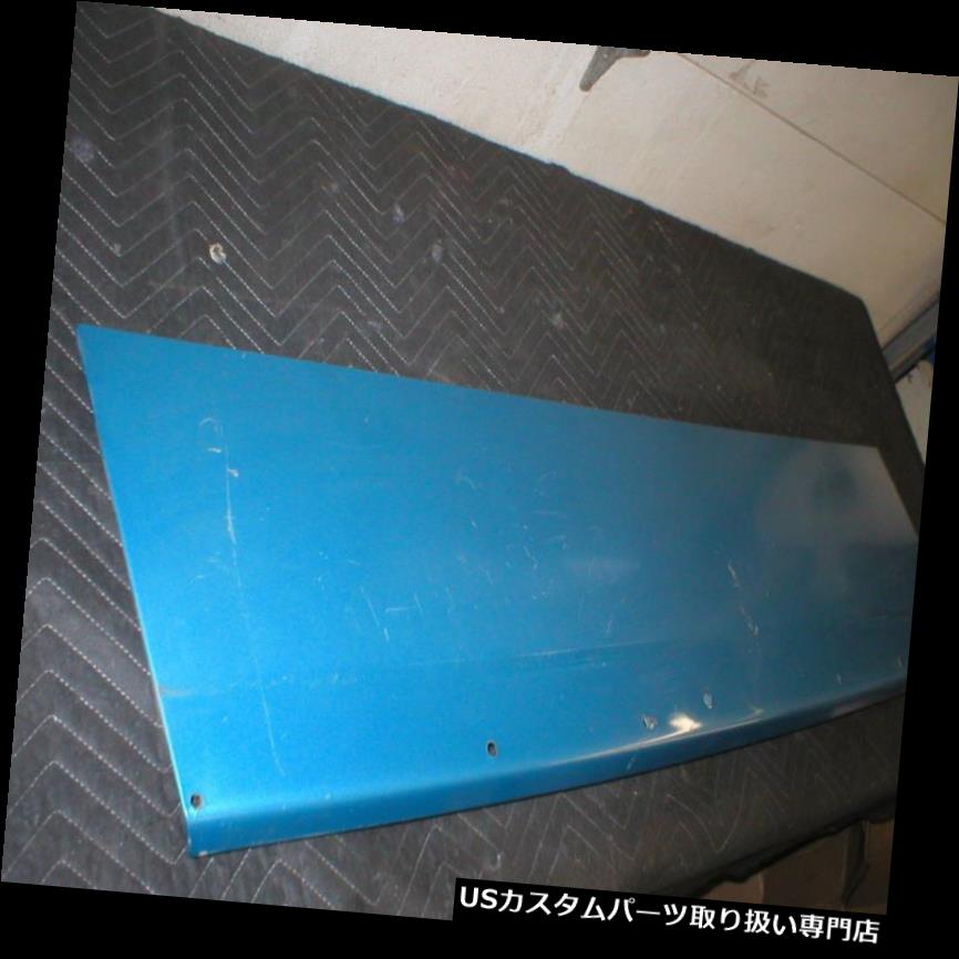 リアーカーゴカバー 1982-92カマロリアカーゴハッチスチールカバーパネル86 87 88 89サードブレーキスタイル 1982-92 Camaro Rear Cargo Hatch Steel Cover Panel 86 87 88 89 Third Brake Style 【並行輸入品】