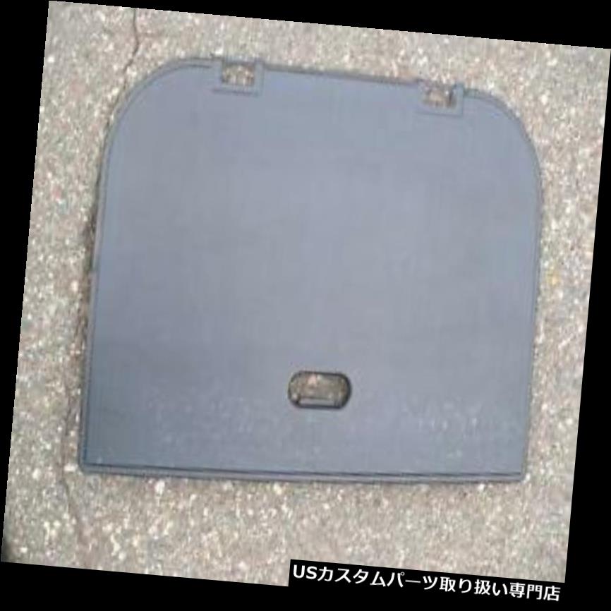 リアーカーゴカバー INFINITI QX4 97-03 NISSAN PATHFINDER 96-04リアカーゴスペアタイヤカバー INFINITI QX4 97-03 NISSAN PATHFINDER 96-04 REAR CARGO AREA SPARE TIRE COVER 【並行輸入品】 32,175円