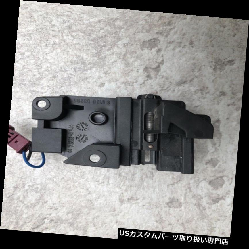 リアーカーゴカバー BMW E61 5シリーズ助手席側ブートロードカバーモーター9918003265 BMW E61 5 Series Passanger Side Boot Load Cover Motor 9918003265 【並行輸入品】