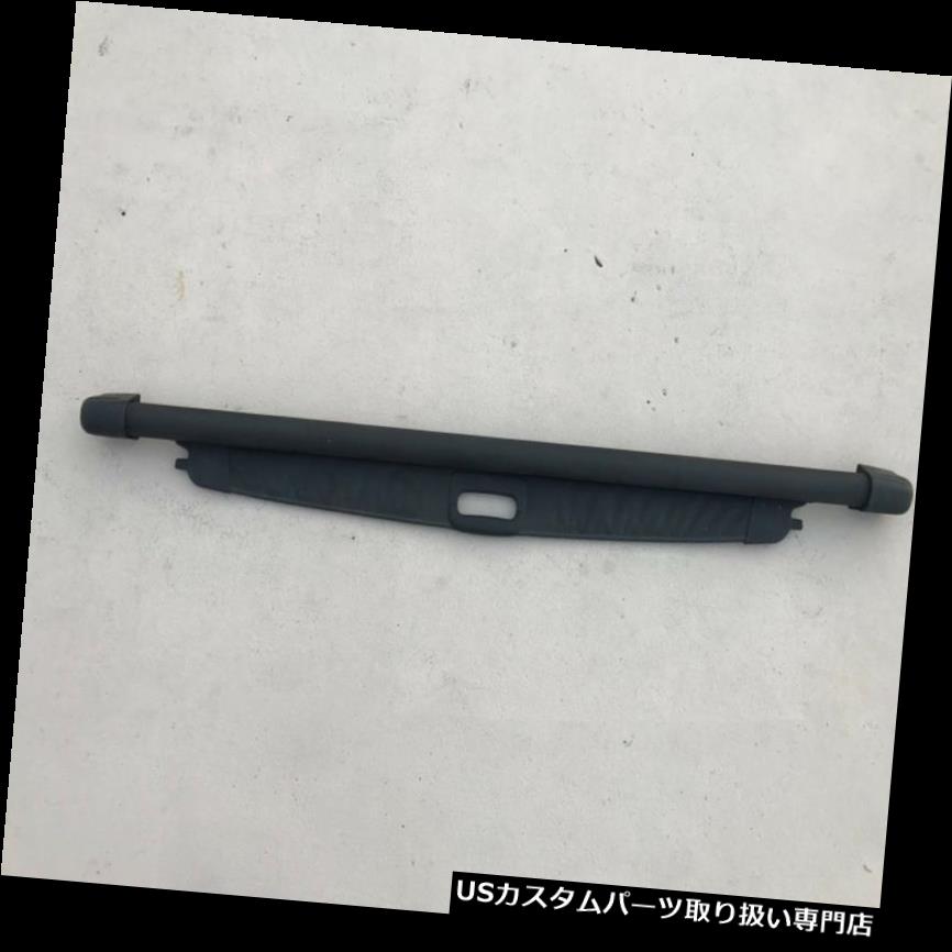 リアーカーゴカバー LAND ROVER FREELANDERリアロールアップカーゴカバーブラック02 03 04 05 LAND ROVER FREELANDER REAR ROLL UP CARGO COVER BLACK 02 03 04 05 【並行輸入品】
