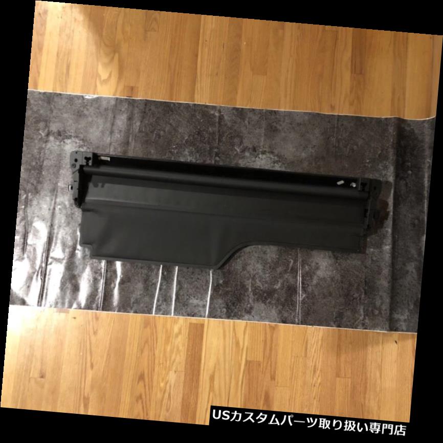 リアーカーゴカバー ランドローバーリトラクタブル荷物荷台カバーシェードOEM L319ABR ERK 500534 LAND ROVER RETRACTABLE LUGGAGE CARGO COVER SHADE OEM L319ABR ERK 500534 【並行輸入品】