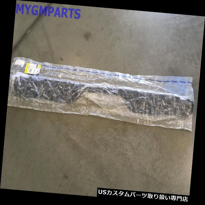 リアステップバンパー TAHOE YUKONリアバンパーブラックステップパッド1992-1998新しいOEM GM 15607160 TAHOE YUKON REAR BUMPER BLACK STEP PAD 1992-1998 NEW OEM GM 15607160 【並行輸入品】