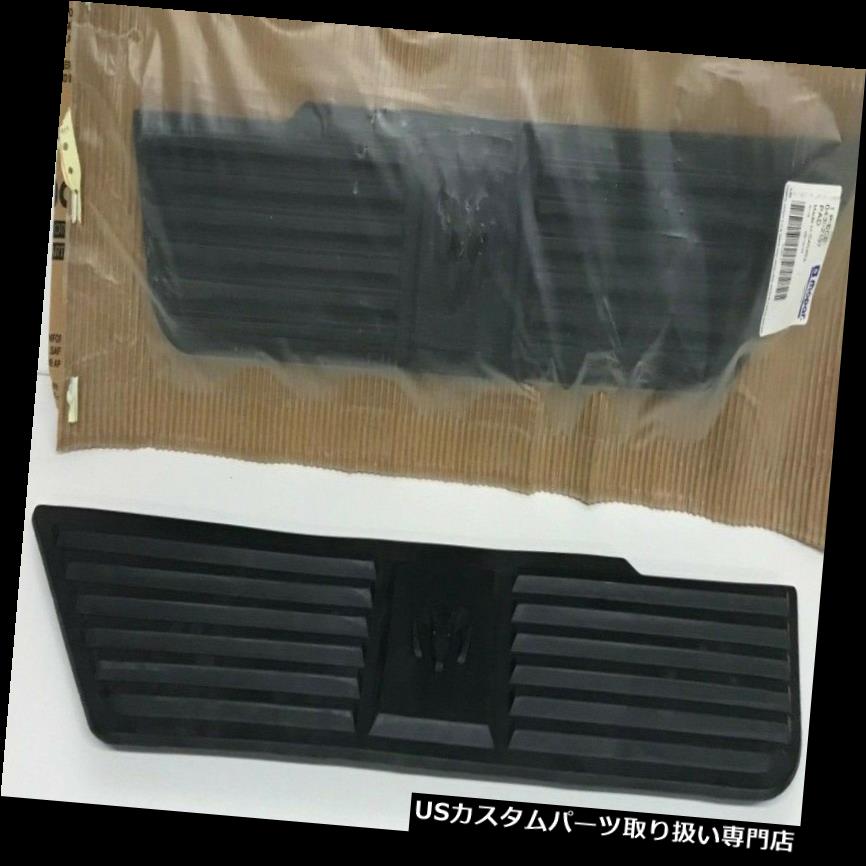 リアステップバンパー 新しい！ 87-96リアバンパーステップパッド右＆amp; A 左4352106 4352107（Dodge Dakotaにフィット） New! 87-96 Rear Bumper Step Pad Right & Left 4352106 4352107 (Fits Dodge Dakota) 【並行輸入品】