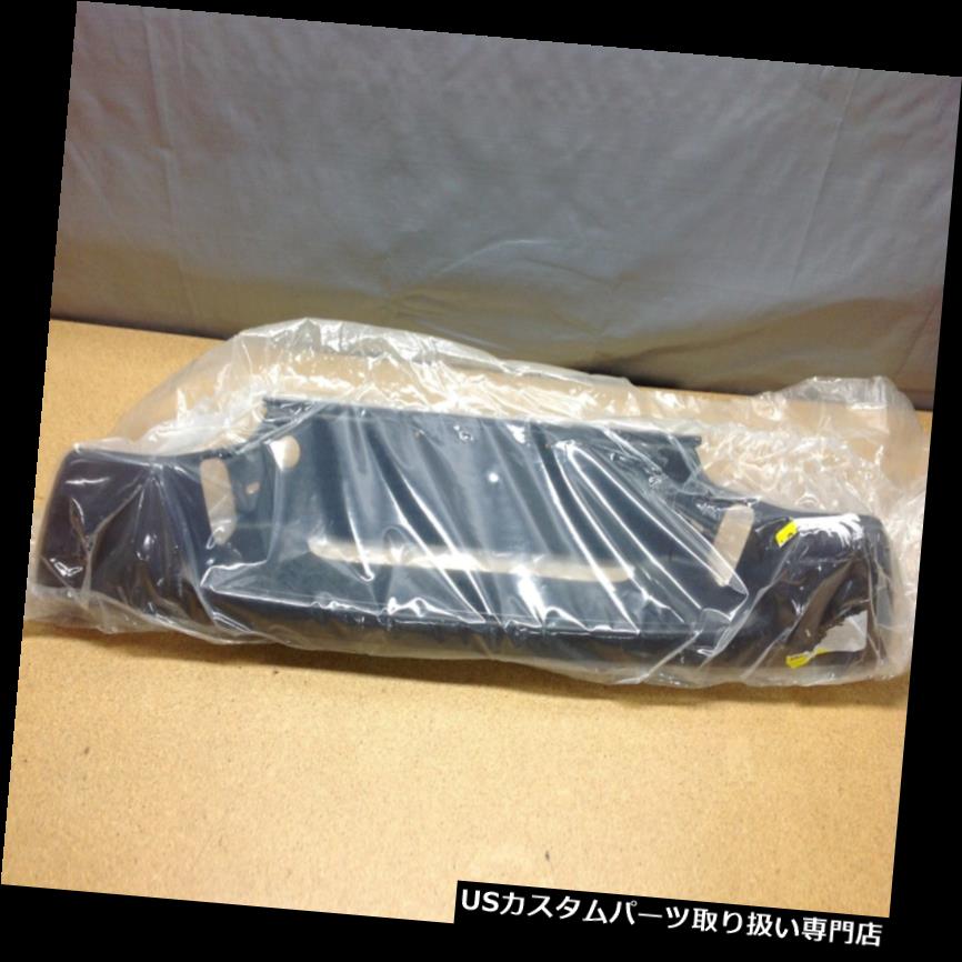 リアステップバンパー 2004-2012シボレーコロラドGMCキャニオンリアバンパーセンターステップパッド新しいFEO 2004-2012 Chevrolet Colorado GMC Canyon Rear Bumper CENTER STEP PAD new FEO 【並行輸入品】
