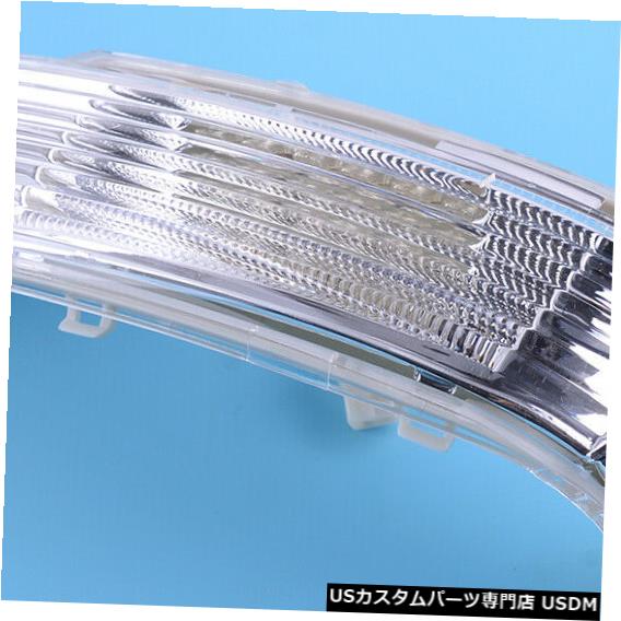 Turn Signal Lamp VW Touareg 2003-2007に適した左リアターンシグナルインジケーターライトランプNew Left Rearview Turn Signal Indicator Light Lamp Fit For VW Touareg 2003-2007 New 【並行輸入品】