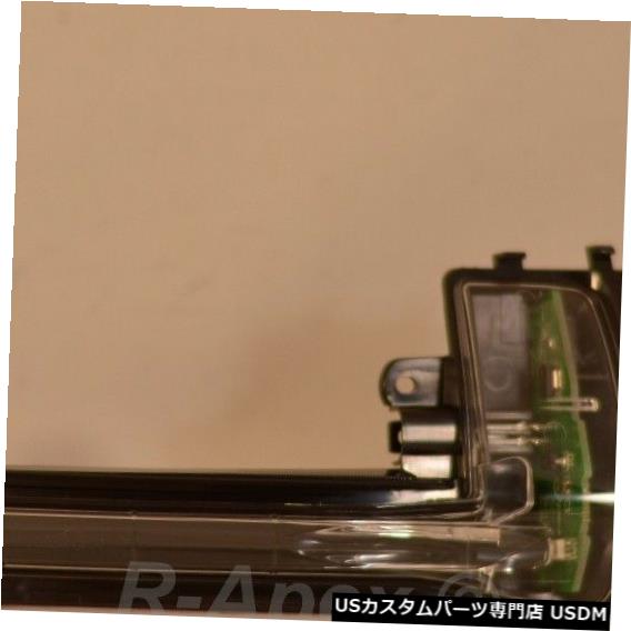 Turn Signal Lamp AUDI A4(8K, B8)\\A5\\A3 2010-> Turn Signal Lamp Mirror RIGHT 8K0949102C 【並行輸入品】