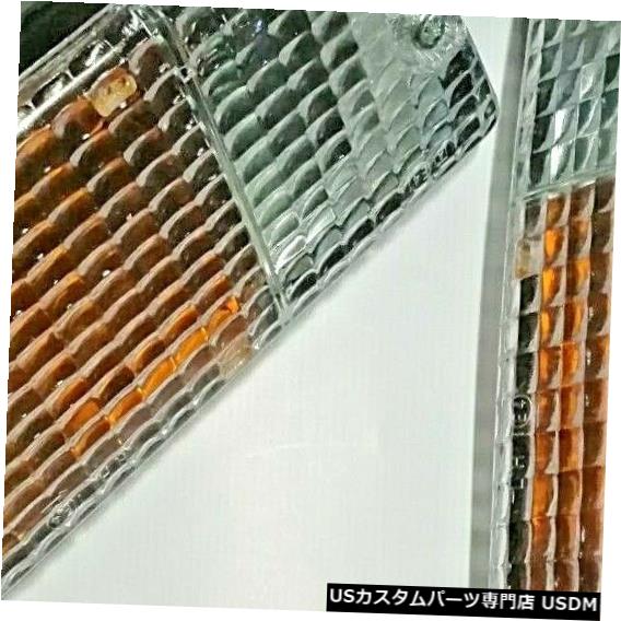 Turn Signal Lamp N / Sダットサンブルーバード1500 620 J15に適合したフロントバンパーターンシグナルライトランプ Front bumper turn signal lights lamp fits for N/S Datsun Bluebird 1500 620 J15 【並行輸入品】