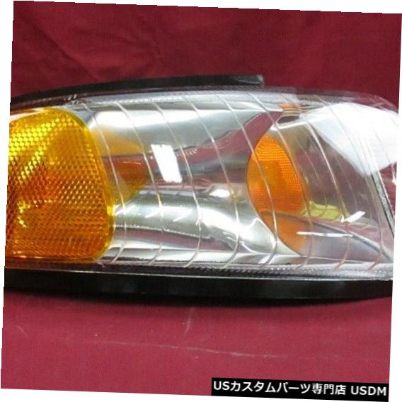 Turn Signal Lamp NOS OEMクライスラーコンコルド、イーグルビジョンターンシグナルパークランプ1993-95右手 NOS OEM Chrysler Concorde, Eagle Vision Turn Signal Park Lamp 1993-95 Right Hand 【並行輸入品】