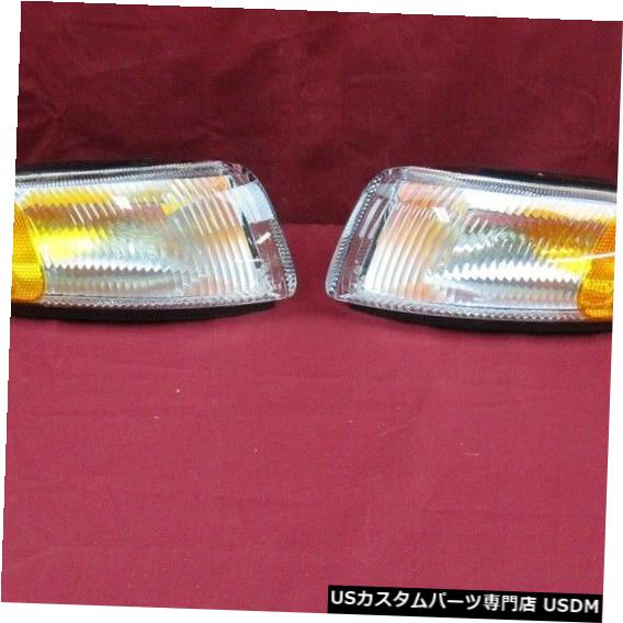 Turn Signal Lamp NOS OEM Eagle Vision、クライスラーコンコルドパークランプターンシグナル1996-97ペア NOS OEM Eagle Vision, Chrysler Concorde Park Lamp Turn Signal 1996 - 97 PAIR 【並行輸入品】