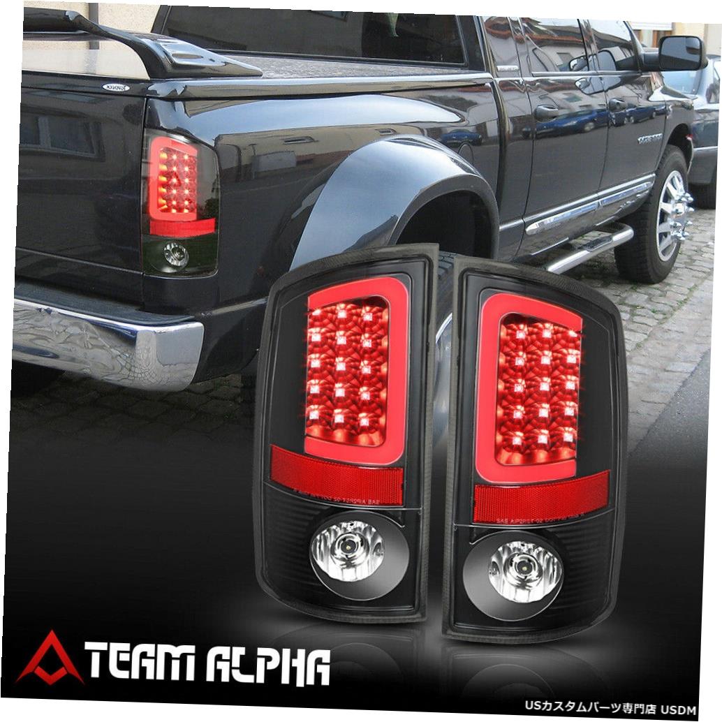 テールライト Fits 2002-2006 Dodge Ram <NEON TUBE LED C-BAR> Black/Clear Brake Lamp Tail Light 【並行輸入品】