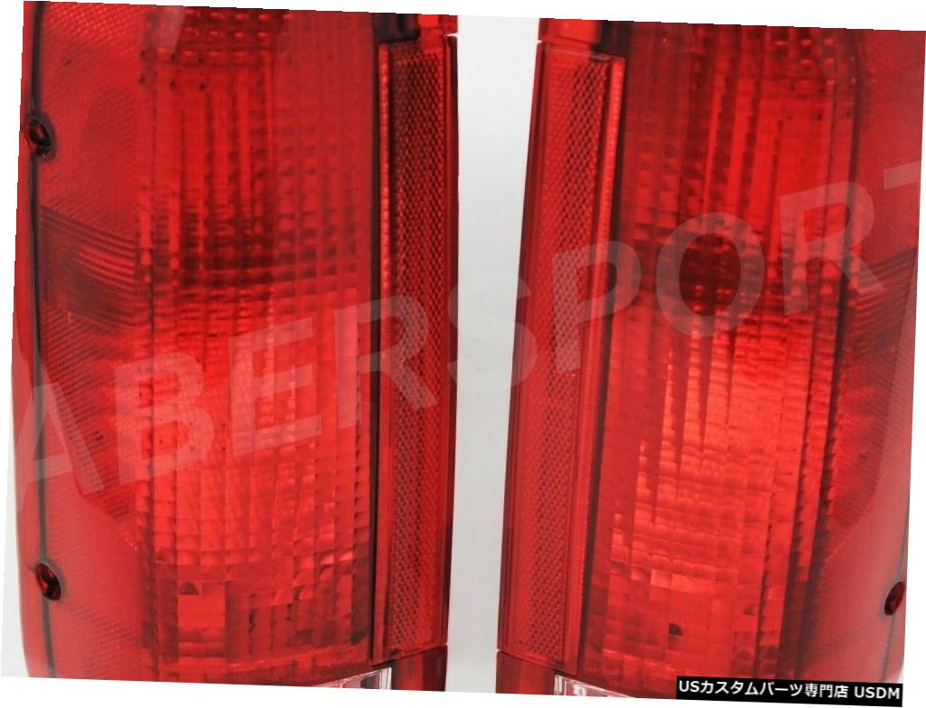 Tail light 1989-1996 Ford F-150 F-250 F-350 Broncoのペア交換用テールライト Pair Replacement Taillights for 1989-1996 Ford F-150 F-250 F-350 Bronco 【並行輸入品】