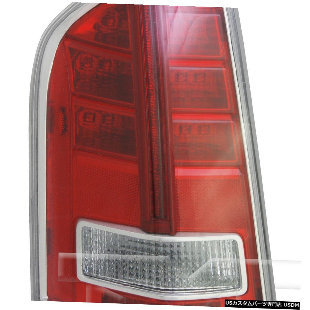 Tail light 11-12クライスラー300（タイプ2）レッドトリム用テールライトリアランプ左ドライバー Tail Light Rear Lamp Left Driver for 11-12 Chrysler 300 (Type 2) Red Trim 【並行輸入品】