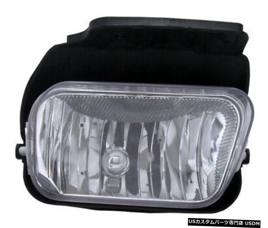 03-04シボレーシルバラードピックアップ/ 02-06雪崩旅客右用フォグライトランプ Fog Light Lamp for 03-04 Chevy Silverado Pickup/02-06 Avalanche Passenger Right 【並行輸入品】