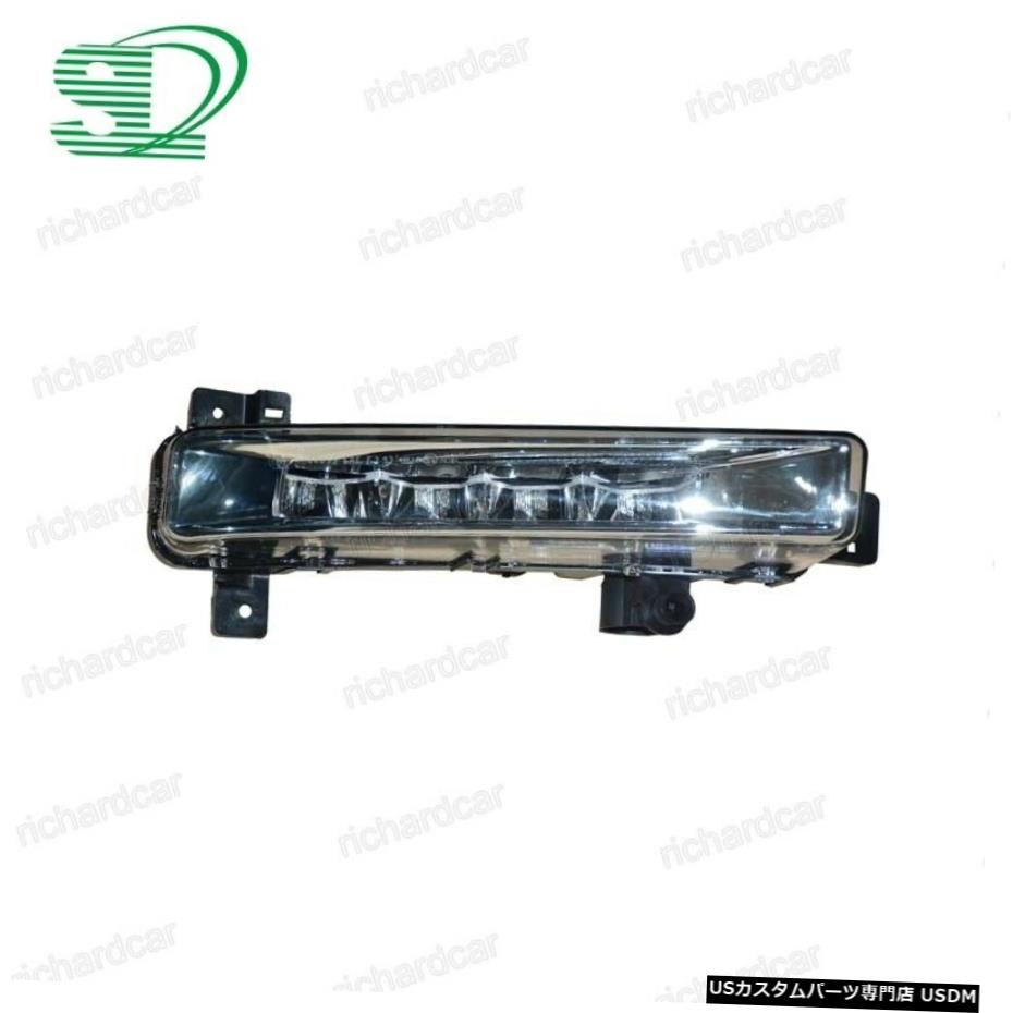 フォグライトランプ旅客サイド右RHのためにBMW 5シリーズG38の贅沢2018年から2020年 Fog Light Lamp Passenger Side Right RH For BMW 5 Series G38 luxury 2018-2020 【並行輸入品】