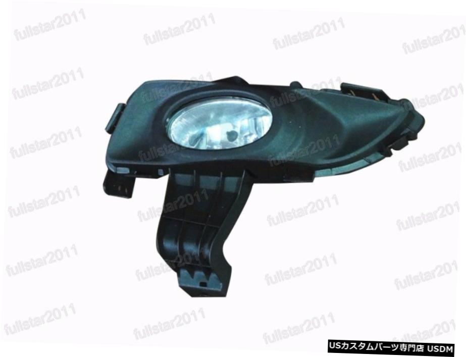 新左翼フロントバンパーフォグライトランプワット/ベゼル用のMazda3 2003年から2005年 New Left Front Bumper Fog Light Lamp w/Bezel For Mazda3 2003-2005 【並行輸入品】
