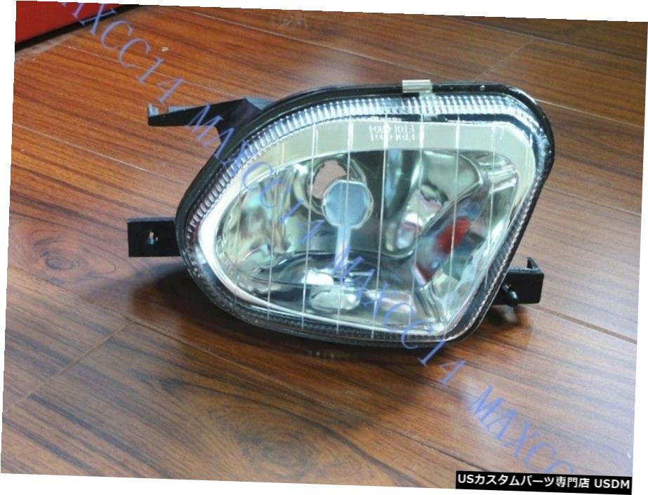 03-06 MERCEDES BENZ W211 E-CLASSのための駆動フォグランプランプバンパーLHフロント LH Front bumper Driving Fog Light Lamps For 03-06 MERCEDES BENZ W211 E-CLASS 【並行輸入品】