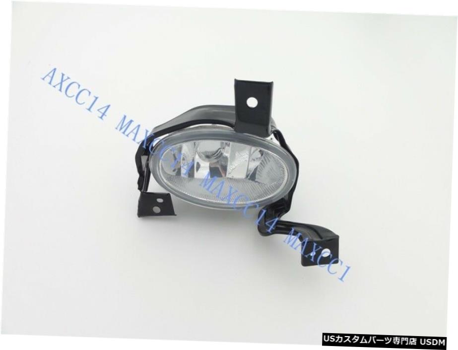 右側フロントドライビングフォグランプランプでブラケットホンダCRV 2010-2011 Right side Front Driving Fog Light Lamps WITH BRACKET For HONDA CRV 2010-2011 【並行輸入品】