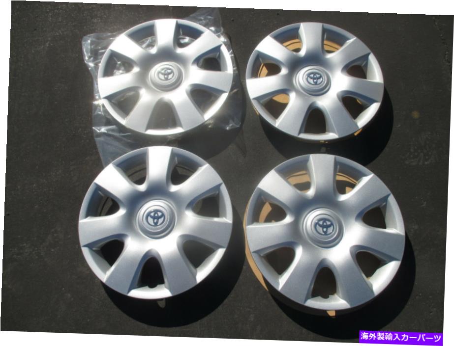 Wheel Covers Set of 4 4本物のトヨタカムリシエナ15インチホイールキャップホイールカバーのセット新しいblems set of 4 genuine Toyota Camry Sienna 15 inch hubcaps wheel covers new blems 【並行輸入品】|カスタムパーツ WORLD倉庫
