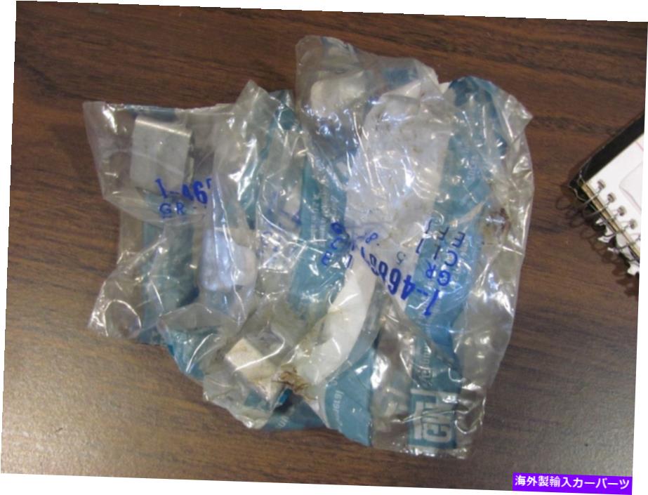 Wheel Covers Set of 4 4つの78 79 80 82 83モンテカルロデラックスホイールカバー、ハブキャップクリップのNOSセット468611 NOS Set of 4 78 79 80 82 83 Monte Carlo Deluxe Wheel Cover Hub Cap Clips 468611 【並行輸入品】