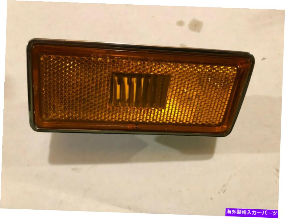 Side Marker 1973-1979コルベット新GM 362955 LHフロントサイドマーカーランプアセンブリアンバー 1973-1979 Corvette New GM 362955 LH Front Side Marker Lamp Assembly Amber 【並行輸入品】