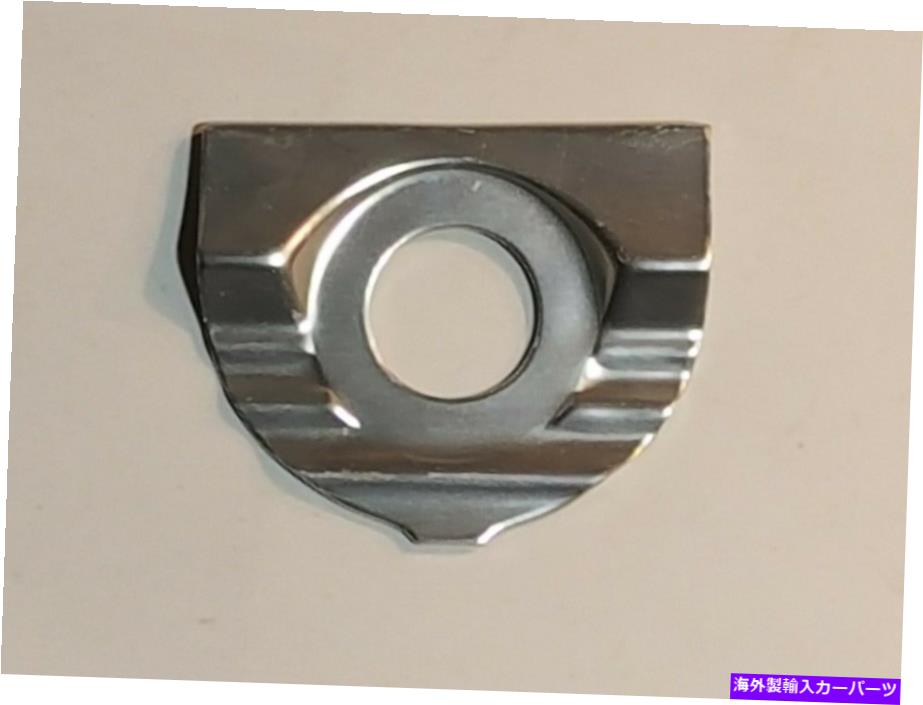 Cover Rear Trunk フォード・タウヌス17M 20M P5 1965年から1967年COVER TRUNK LOCKオーナメント＃431674 NOS！ FORD TAUNUS 17M 20M P5 1965-67 COVER TRUNK LOCK ORNAMENT #431674 NOS! 【並行輸入品】