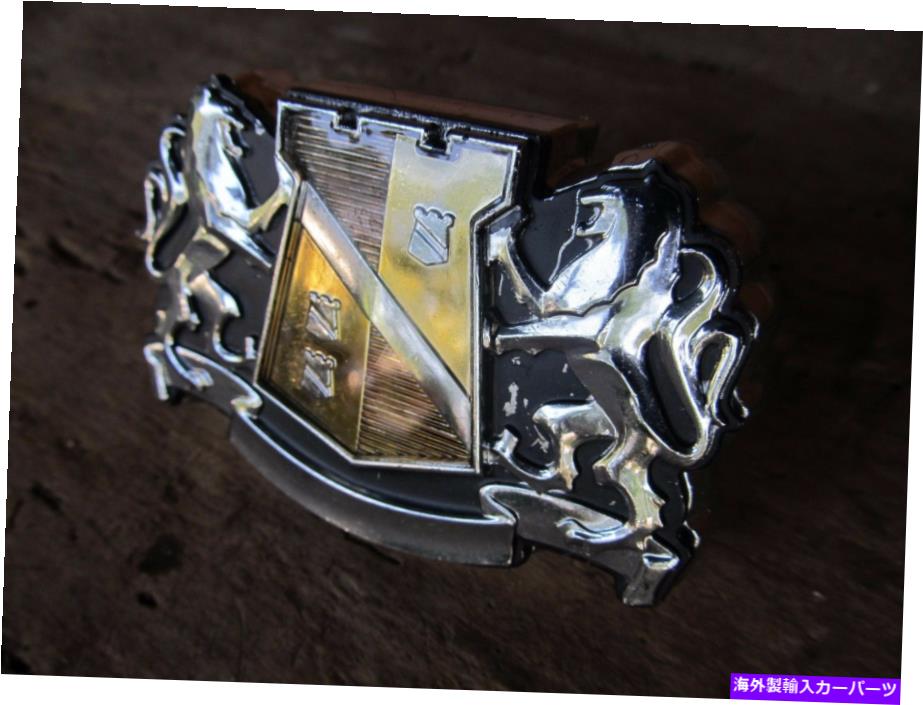 Cover Rear Trunk NOSクライスラーTRUNK LOCK COVER 3586972ニューヨーカー、NEWPORT、CUSTOM 1975 NOS CHRYSLER TRUNK LOCK COVER 3586972 NEW YORKER, NEWPORT, CUSTOM 1975 【並行輸入品】｜カスタムパーツ WORLD倉庫 43,230円