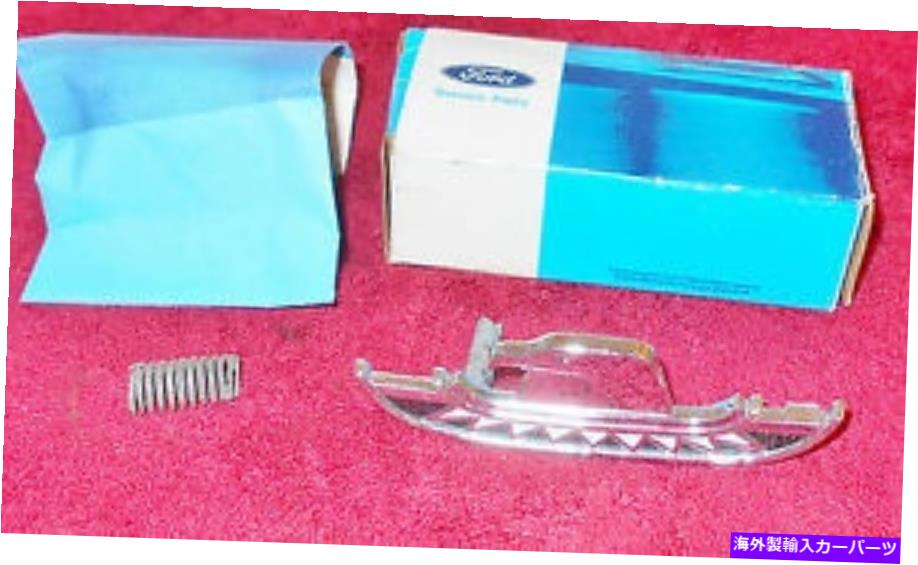 Cover Rear Trunk 1961 1962 1963フォードサンダーバードハードトップNOS REAR TRUNK LOCK COVERオーナメント 1961 1962 1963 Ford Thunderbird Hardtop NOS REAR TRUNK LOCK COVER ORNAMENT 【並行輸入品】｜カスタムパーツ WORLD倉庫 34,678円