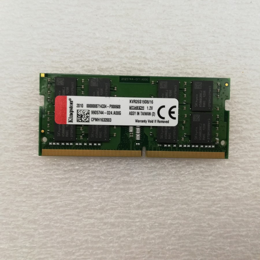 【中古品】Kingstonノートパソコン用メモリー PC4-2666V 16GB 動作品 互換増設メモリー
