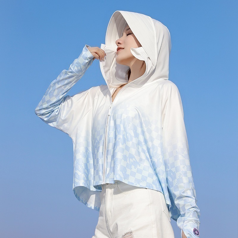 お上さん用内燃機関絹地日焼押しとどめる服、夏用、たわい無い紫外線とり捨てる、通気性のある遊撃手上衣、アウトドア用ハイネック日焼押しとどめるトップス