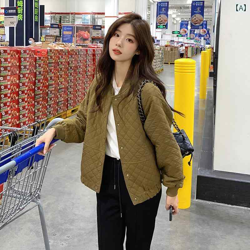 キルティング コットン ジャケット 女性用の 厚手の キルティング ショート ジャケット、 2024年 春秋の新 スタイル、 カジュアルな スタンド カラー ジャケット、 小柄で 軽量な 綿入り コート。