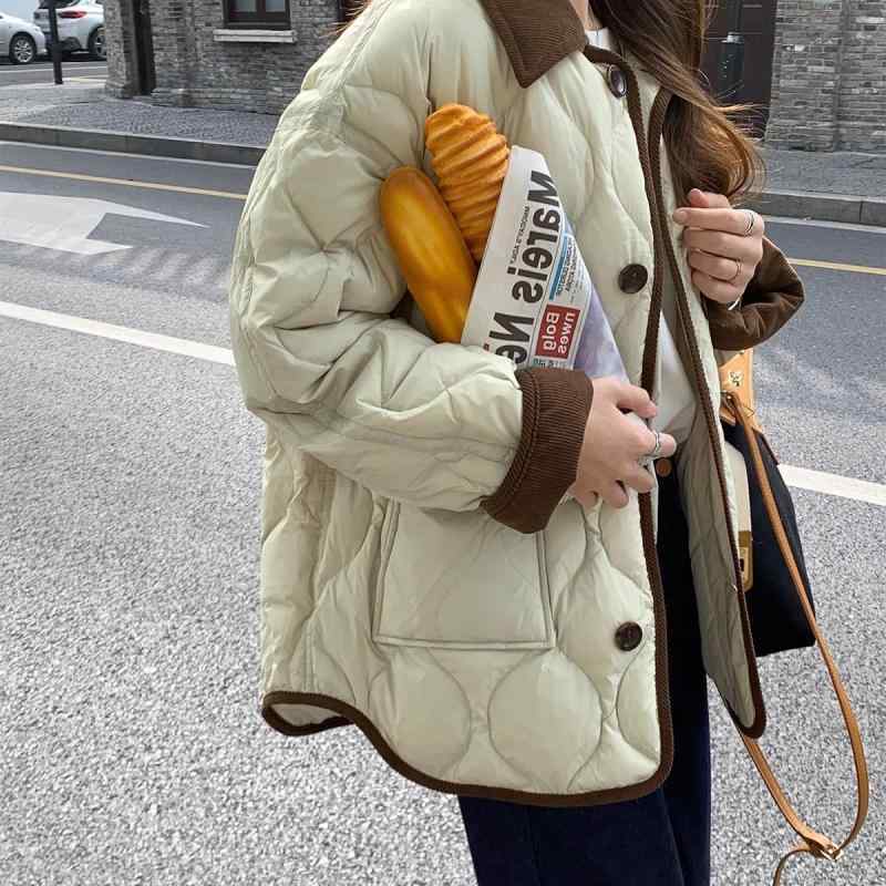 落ちこむ上衣 レディース 短丈 秋冬 斜方形透かし彫り柄 韓国 分かりやすい  対照色つや  音の大きさ影ぼうし 綿織物原料品 情の籠もった 軽さ アウター