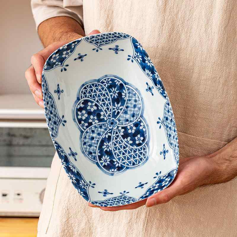 大皿 陶器 丸角長方形 釉下彩 青 野菜用 魚用 多用途 食器 製 家庭用 盛り付け 耐久性 美しいデザイン
