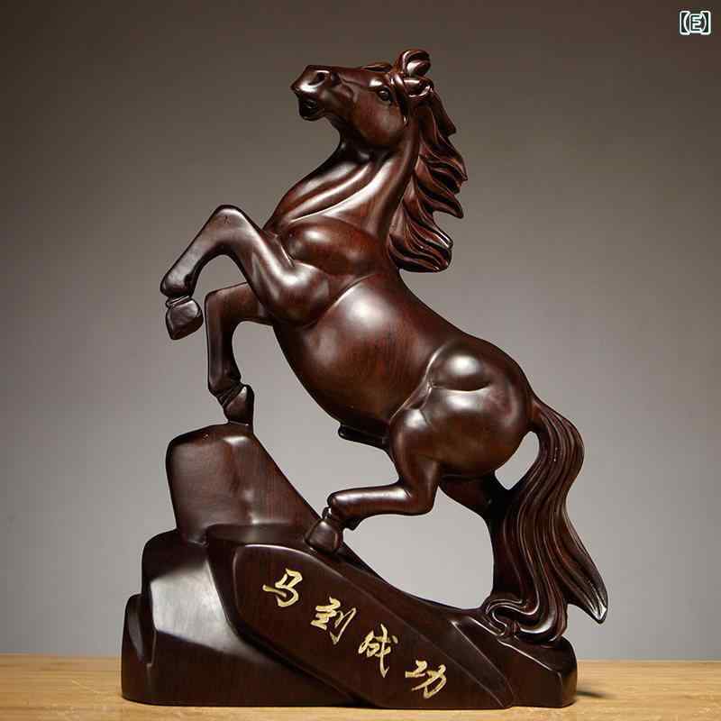 ホビー　雑貨　装飾品 黒檀の 馬の 彫刻 装飾品 無垢材の 馬 成功の 家の リビング ルームの 装飾 開店 祝いの 贈り物｜SEIYUショップ 10,775円