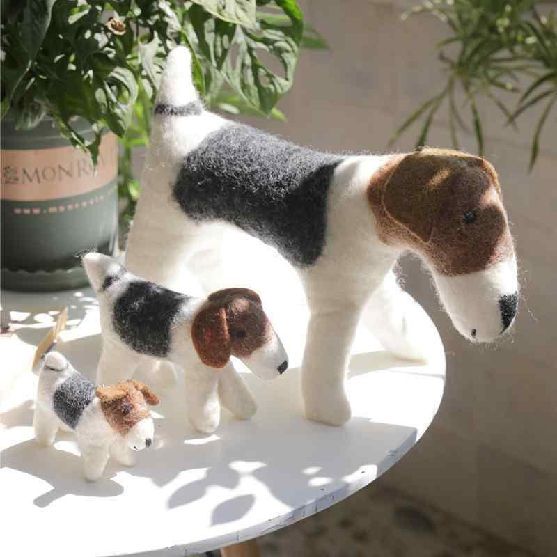絨毛フェルト 犬 飾りつけ キーホルダー  愛くるしげ 自然的 森御嬢さん 室内装飾小物 御部屋飾りつけ 映画化小道具 見せびらかす 添え物 羊毛原料品 キュート
