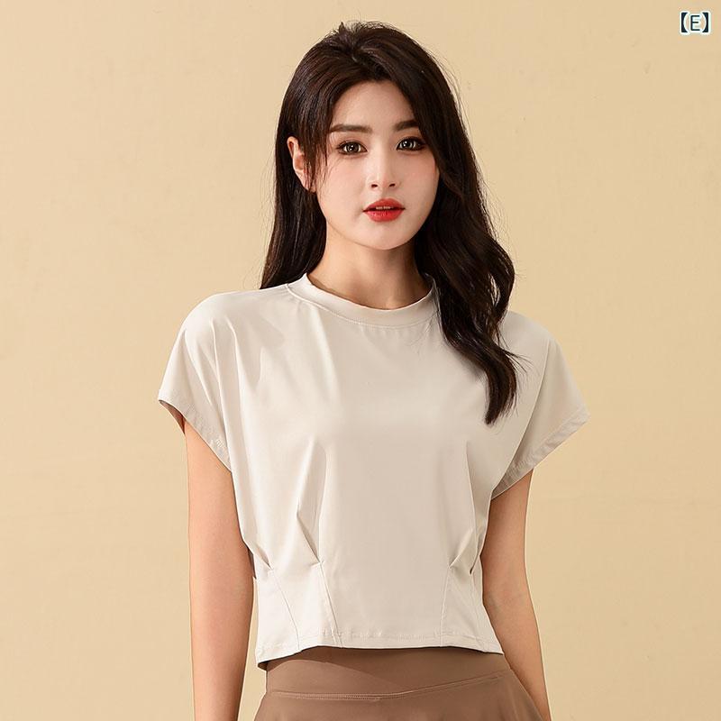 レディース　カジュアル　ウェア バドミントン スーツ 女性用 夏 2025 ゆったり 半袖 テニス スポーツ スカート ランニング 速乾 フィットネスウェア
