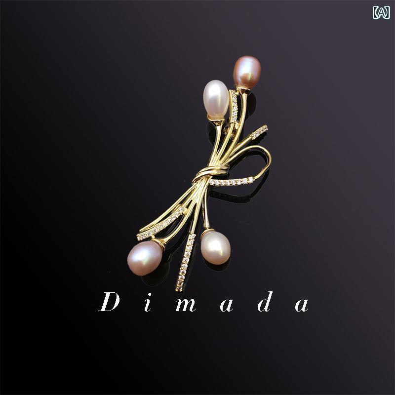 アクセサリー パール ジュエリー DMD / Dimanda 淡水 パール 小さい ブローチ コサージュ 女性 高級 雰囲気 スーツ