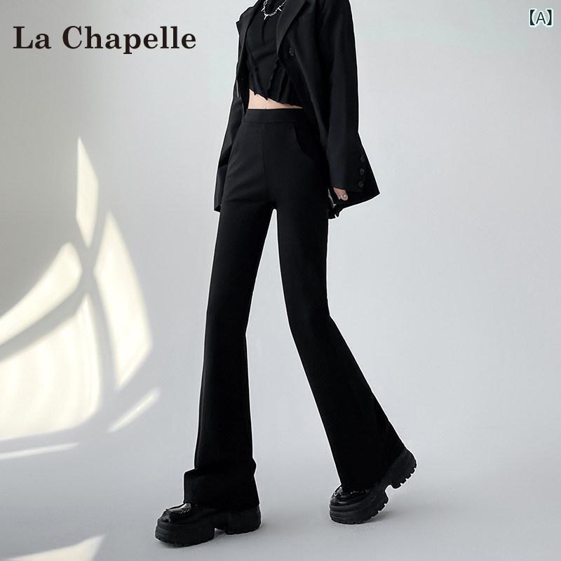 スリムフィット スタイル レディース La Chapelleの ブラック フレア スーツ パンツ。 レディース 春秋 2025年 新作。 ハイ ウエストで 伸縮性が あり、 スリミング 効果の ある ホース シュー フレアパンツ。