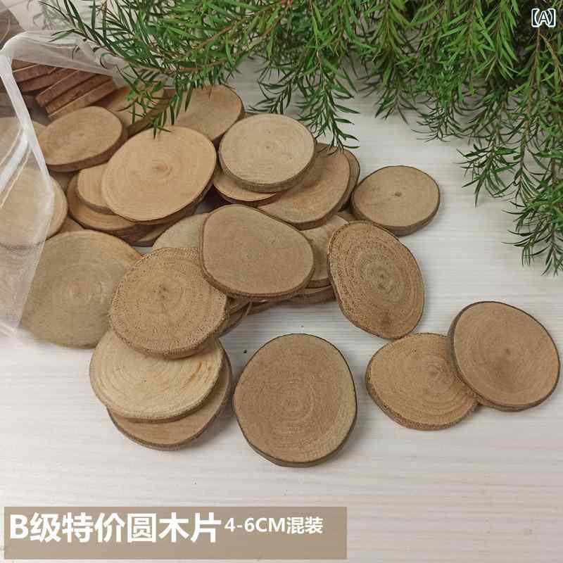 アクセサリー 素材 幼稚園の低 構造 材料 エリア DIY 自然 サイズの ウッドチップと 乾燥 した 枝を 混ぜた 手作り アート エリア
