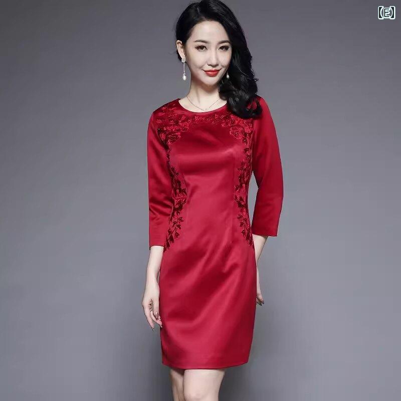 瀬戸もの お召しもの スコート 御前上等な まま母の 御芽出度お召しもの、 中国 風の 瀬戸もの お召しもの、 秋の 目あたらしい 中国の 一緒になる 式の まま母の お召しもの、 中年のお 祝賀会の お召しもの、 夏